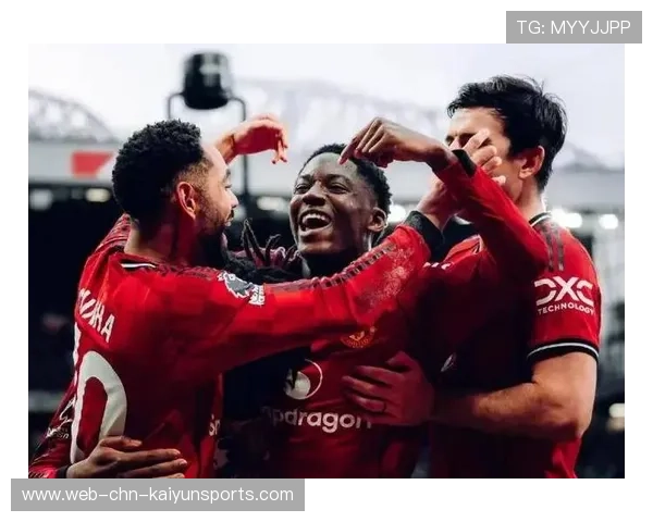 曼联加强青训培养，年轻球员逐渐成长为核心